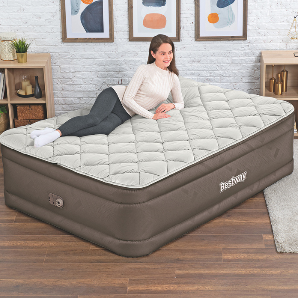 Bestway Надувной матрас со встроенным электронасосом 220 V,  203x152x51 см