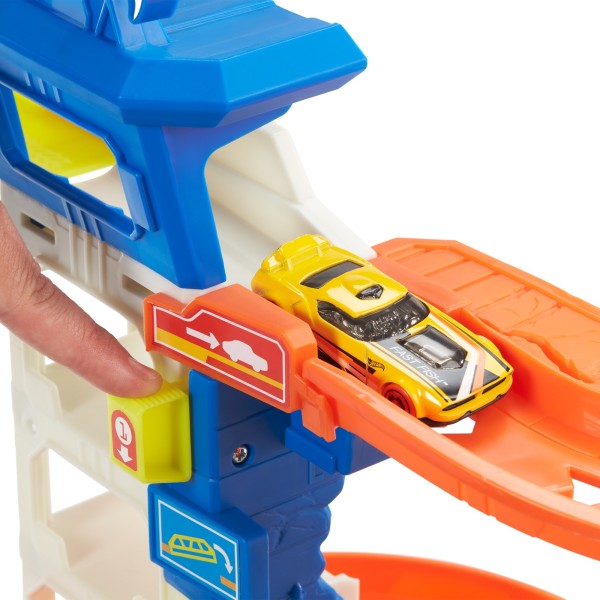 Hot Wheels Игровой набор «Атака акулы»